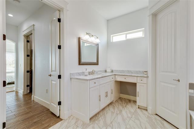 Building Photo - 1399 E Highland Rd