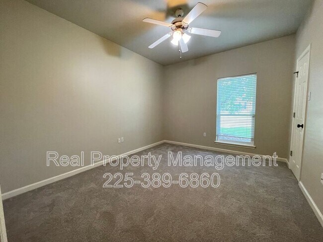 Building Photo - 13263 Quail Meadow Dr