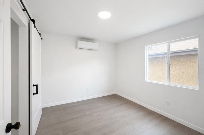 Building Photo - 6907 Noble Ave