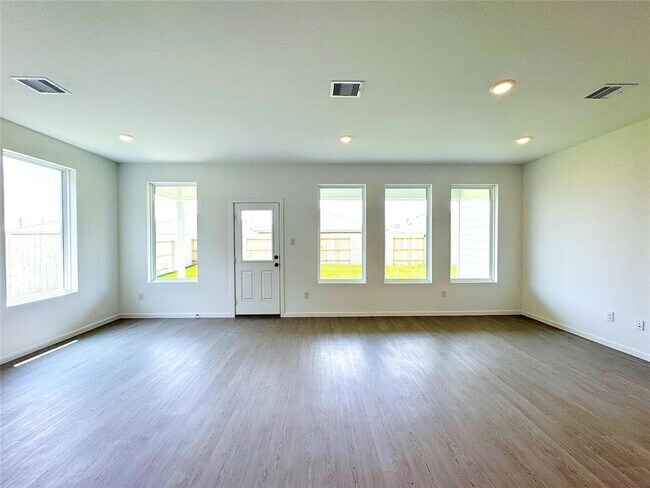 Building Photo - 6815 Harvest Wheat Ln