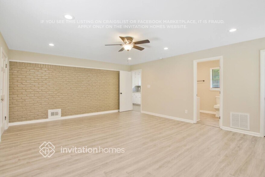 Building Photo - 1665 Elmwood Dr