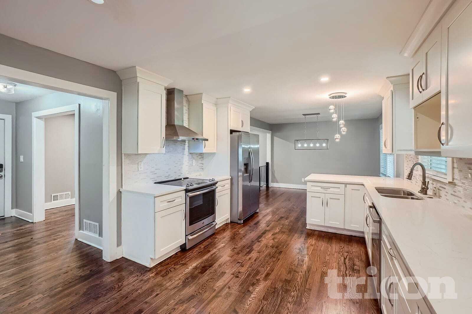 Building Photo - 2241 Wallingford Dr