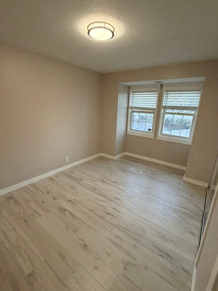Building Photo - 3693 W Pensacola Cir