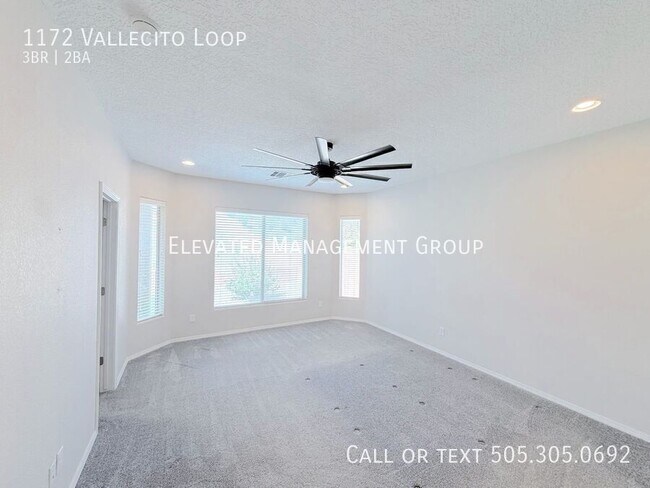 Building Photo - 1172 Vallecito Loop NW