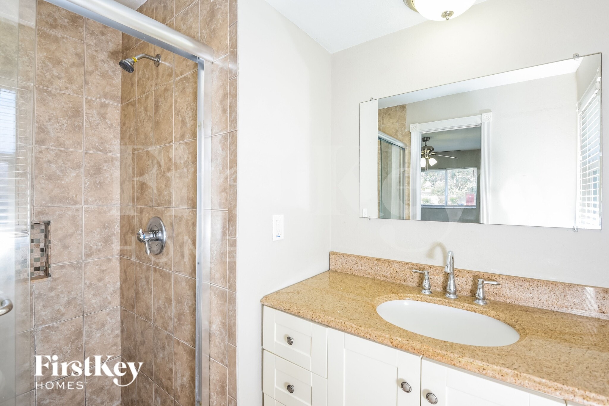 Building Photo - 425 Belair Ave