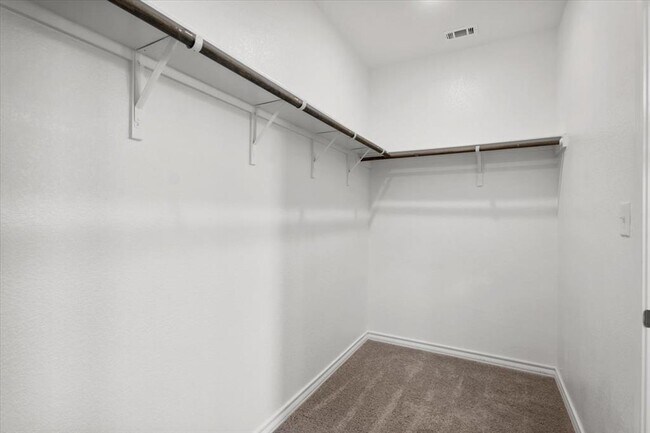 Building Photo - 500 Stinchcomb Rd