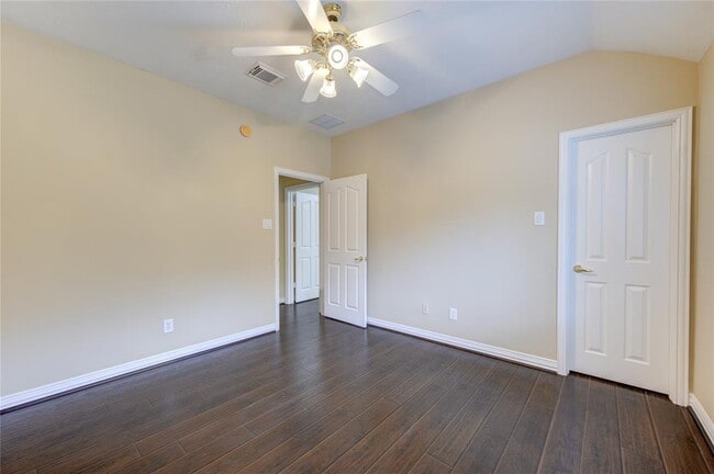 Building Photo - 5810 Sequoia Trace Ct