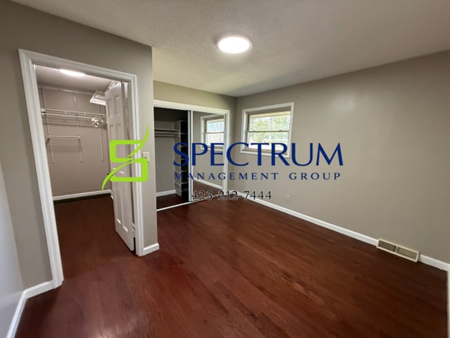 Building Photo - 828 Andy St