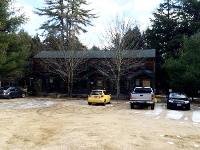 Primary Photo - 495 Tamworth Rd