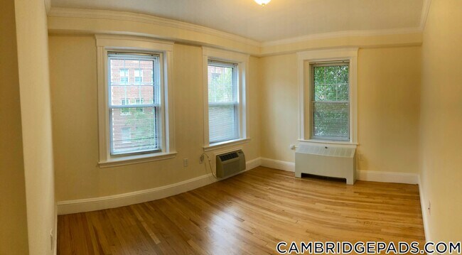 Building Photo - 26 Chauncy St