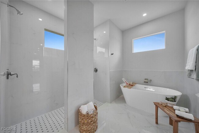 Building Photo - 3706 16th St W