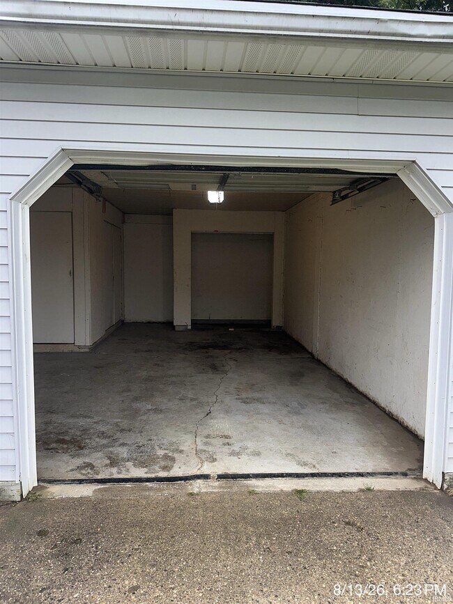 Building Photo - 1531 Forbes Ave