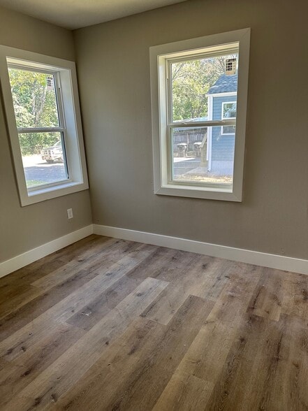 Building Photo - 451 W Lombard St