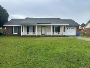 Building Photo - 7850 Penelope Dr