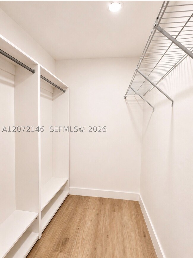 Building Photo - 10985 SW 107th St