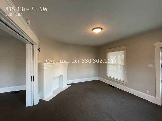 Building Photo - Large two bedroom one bathroom duplex for ...