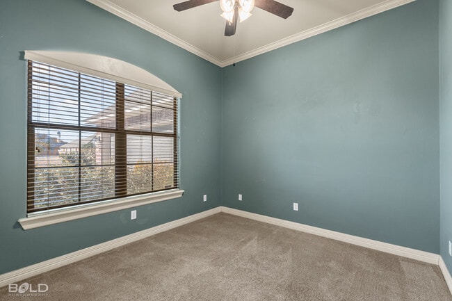 Building Photo - 4402 Ellis Ct