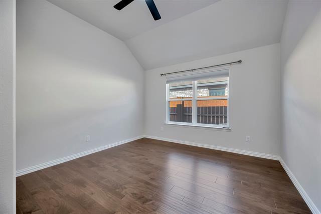 Building Photo - 1104 Superbloom Ave