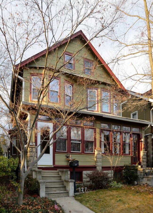 Primary Photo - 127 Lawnside Ave
