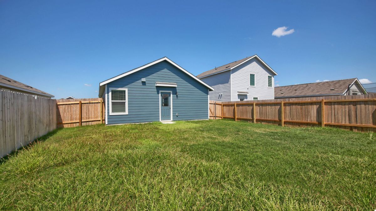 Building Photo - 136 Jack Browning Dr