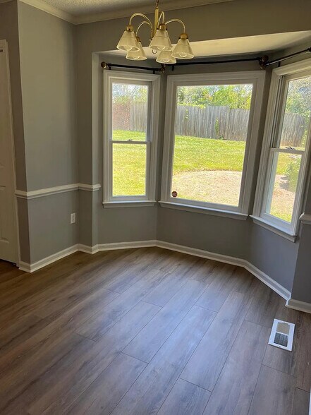 Building Photo - Room in House on Newfoundland Ct