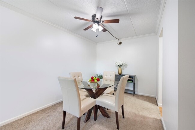 Building Photo - 100 W Butterfield Rd