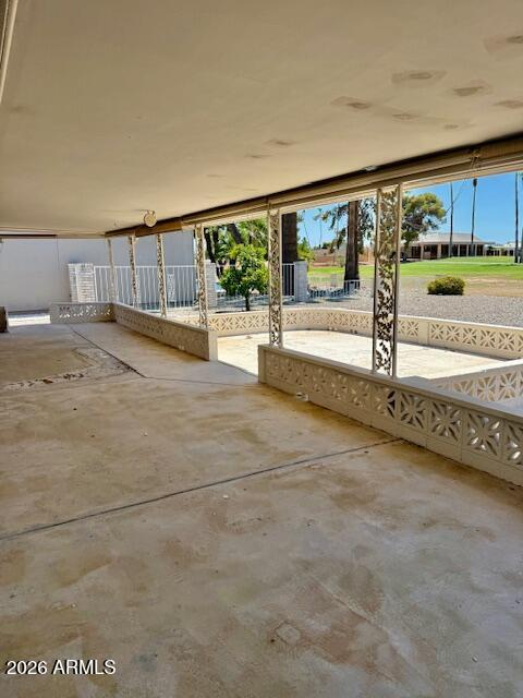 Building Photo - 15430 N Bowling Green Dr