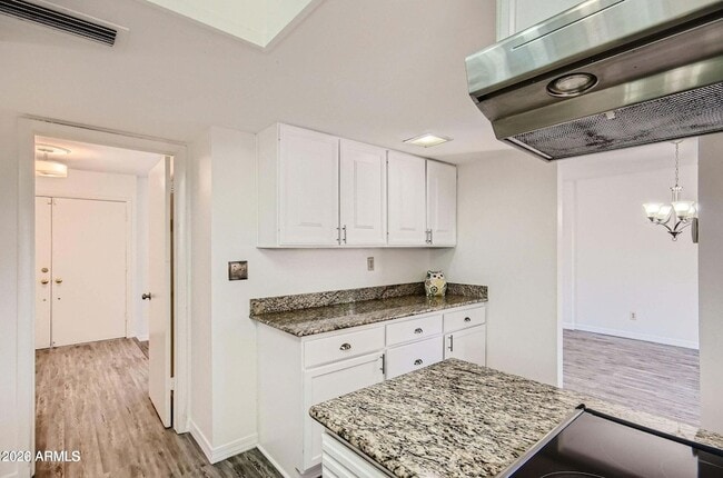 Building Photo - 4865 N Granite Reef Rd