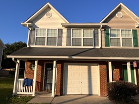 Building Photo - 240 Swaying Pine Ct