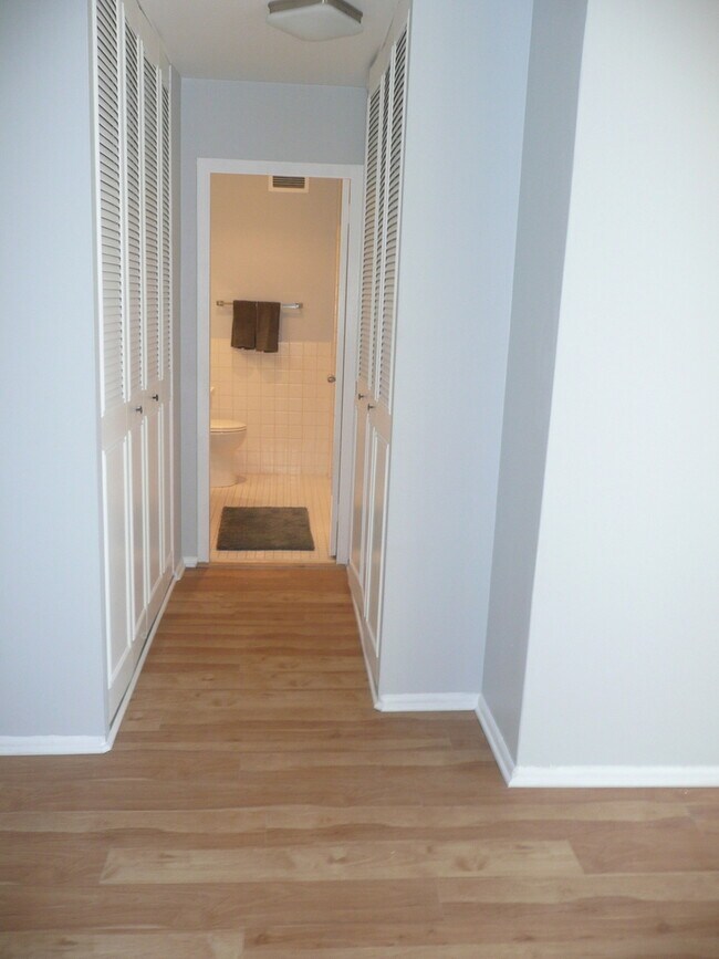 Building Photo - 4250 N Marine Dr