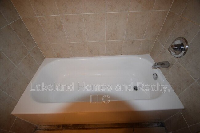Building Photo - 2237 Bordeau Ct