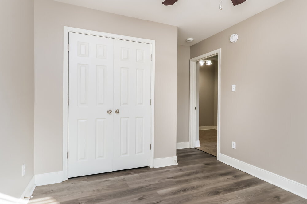 Building Photo - 18469 Sunrise Oaks Ct
