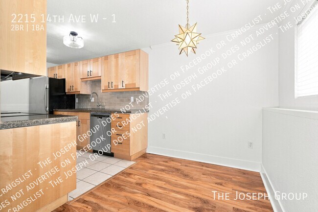 Building Photo - 2215 14th Ave W