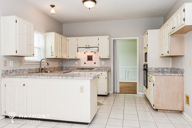Building Photo - 2506 Chene Dr