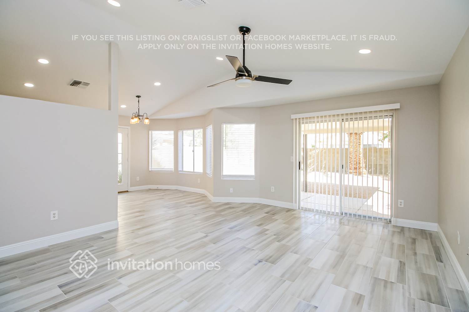 Building Photo - 5180 W Saragosa St