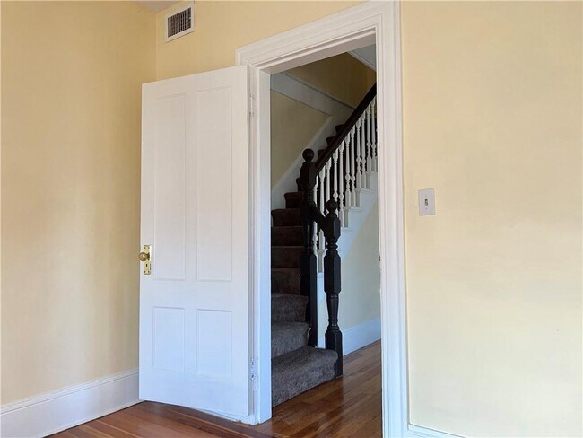 Building Photo - 90 Spring St