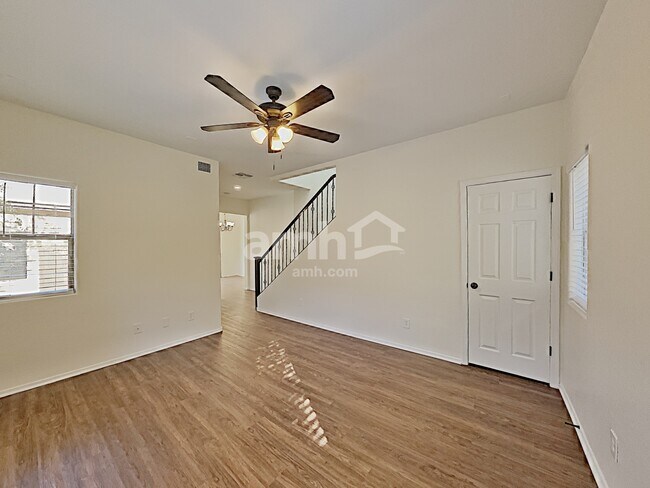 Building Photo - 14223 W Country Gables Dr