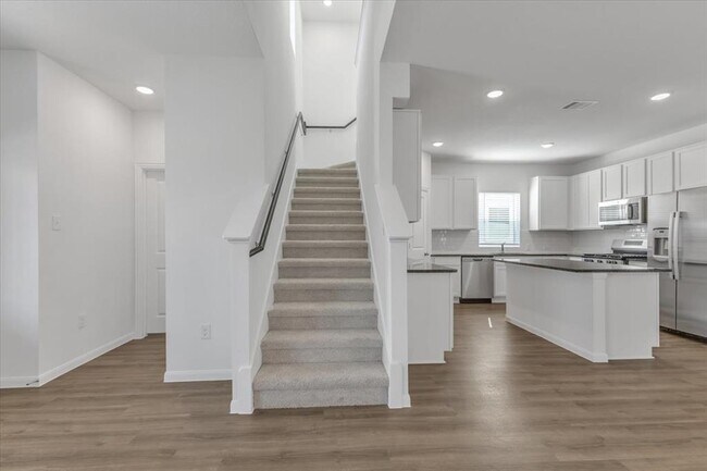 Building Photo - 202 Tokalaun Dr