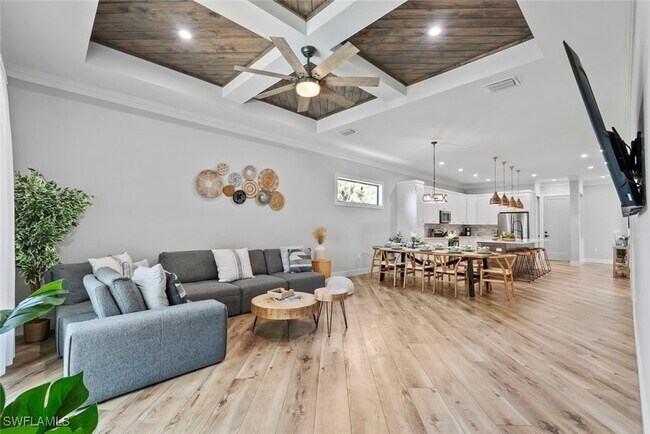 Building Photo - 3530 Hibiscus Ave