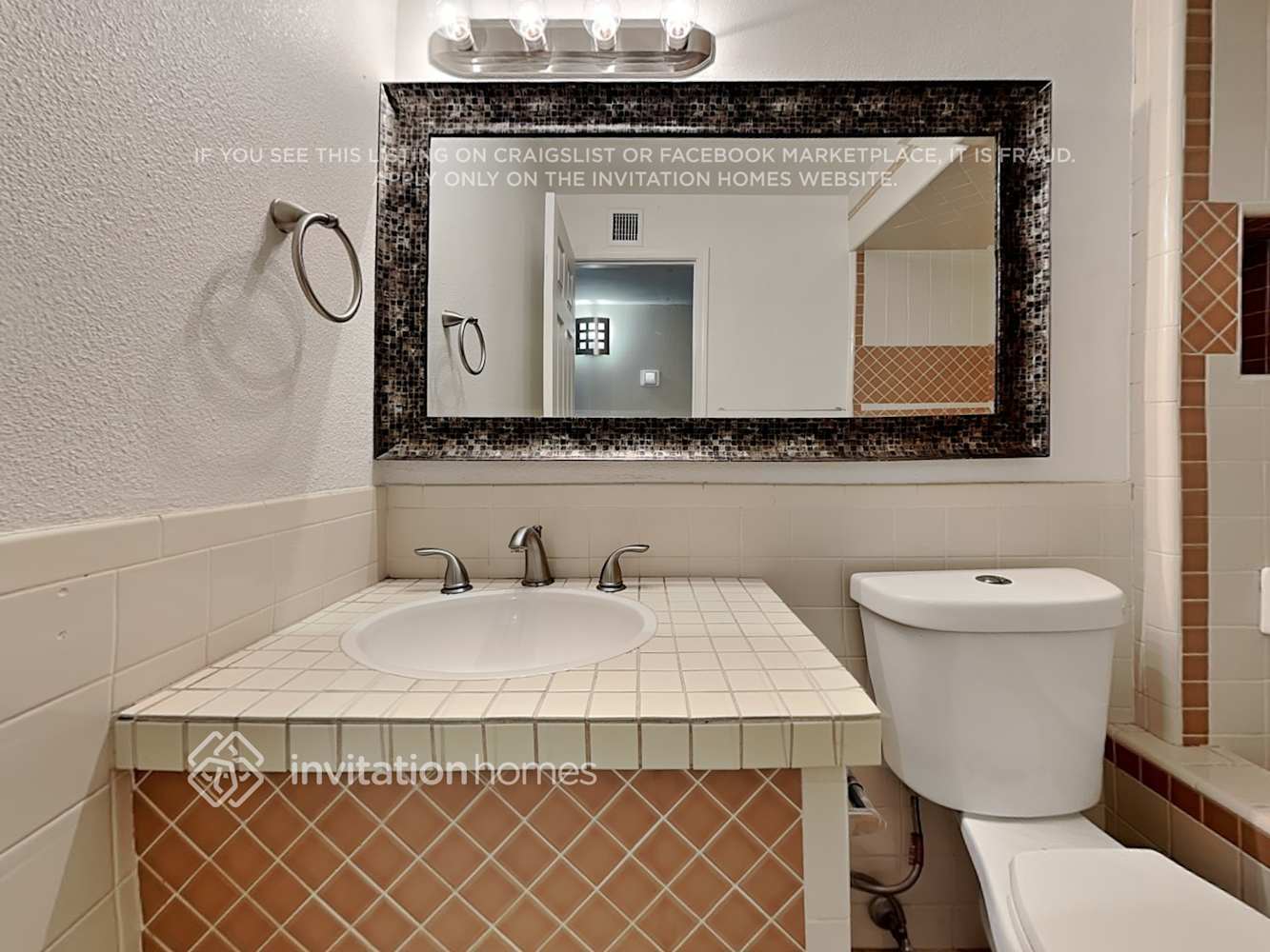 Building Photo - 7443 E Crescent Cir