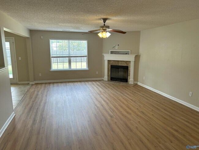 Building Photo - 104 Preston Cir