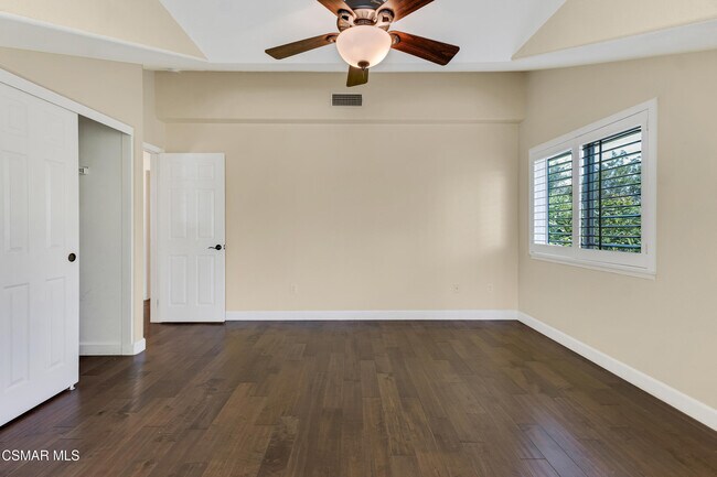 Building Photo - 406 Granite Hills St