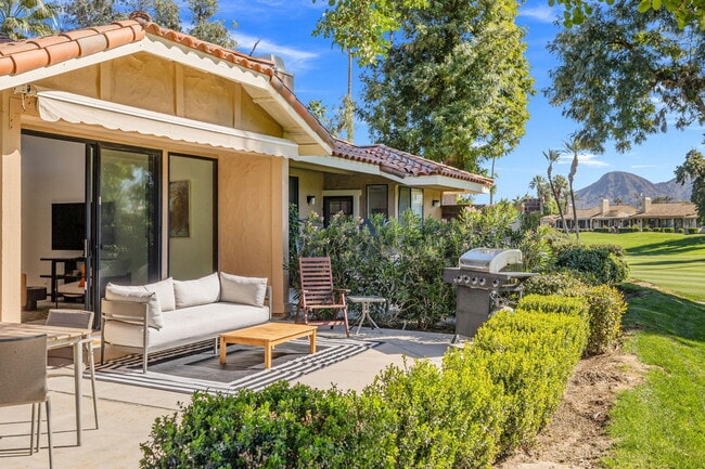 Building Photo - 179 Gran Via