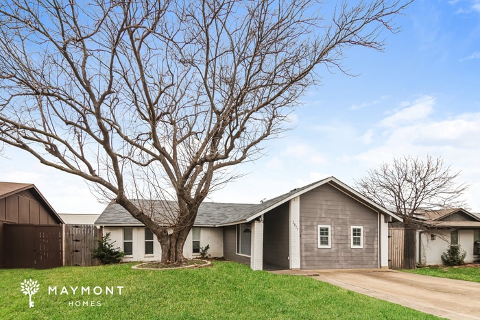 Building Photo - 2611 Elk Grove Rd