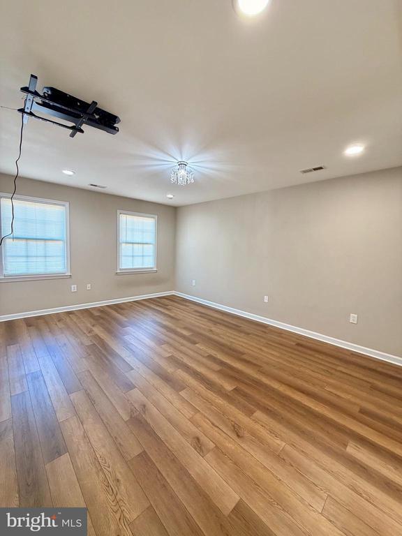 Building Photo - 33 Christopher Way