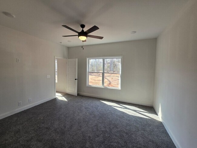 Building Photo - Ruby Floor Plan – 5BR/3BA New Construction...
