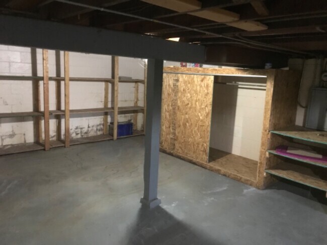 Building Photo - 2118 23rd St