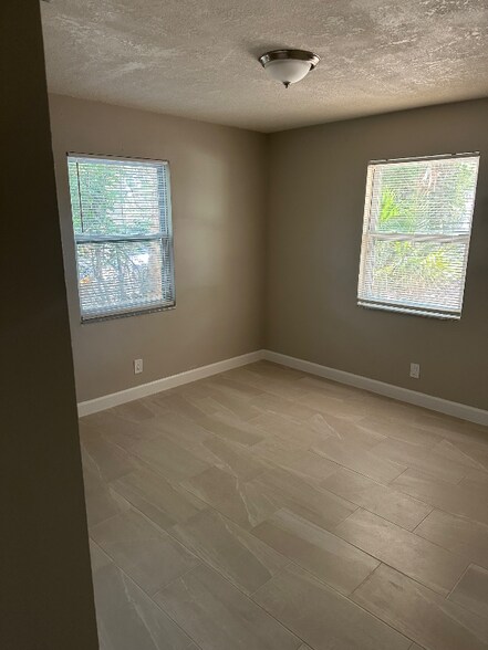 Building Photo - 7309 44th Ave N