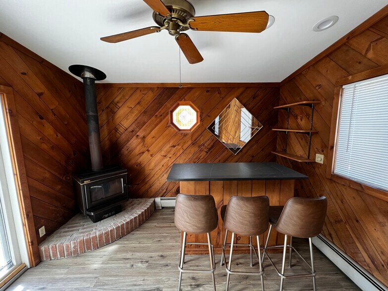 Building Photo - 115 Beauvue Ter