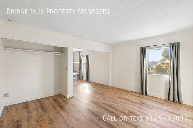 Building Photo - 4739 Hillcrest Ave